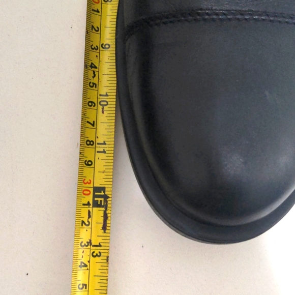 Waterproof lace up boots - Picture 7 of 10